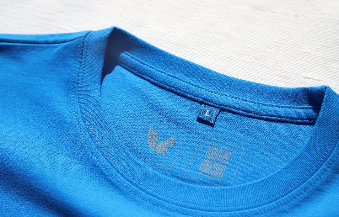 AE BLUE // White SQ Print
